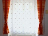 Klasična zavesa z dekorativo